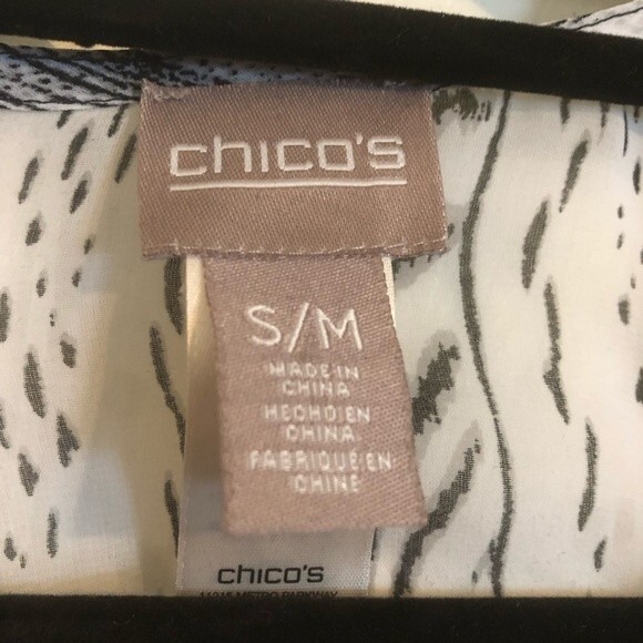 CHICO'S SMALL MEDIUM Black White Cardigan Fringe Wrap Shawl  Oversized Floral - Picture 5 of 9